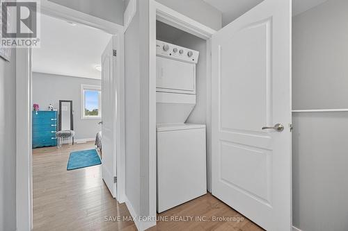 55 Denistoun Street, Welland, ON - Indoor Photo Showing Laundry Room