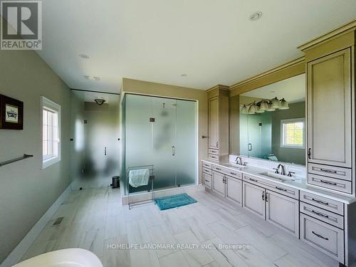 20 Natural Terrace, Brampton, ON - Indoor Photo Showing Bathroom