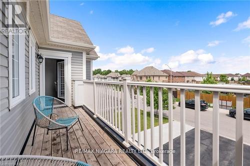 8849 Dogwood Crescent, Niagara Falls, ON - Outdoor With Deck Patio Veranda With Exterior