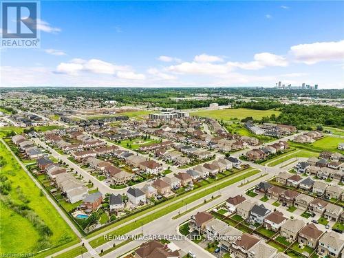 8849 Dogwood Crescent, Niagara Falls, ON - Outdoor With View