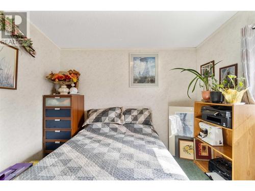 601 Beatty Avenue Nw Unit# 5, Salmon Arm, BC - Indoor Photo Showing Bedroom