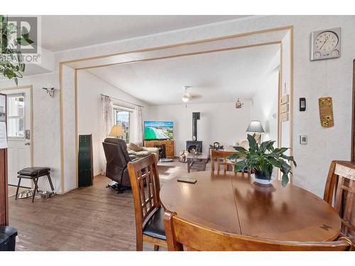 601 Beatty Avenue Nw Unit# 5, Salmon Arm, BC - Indoor Photo Showing Dining Room