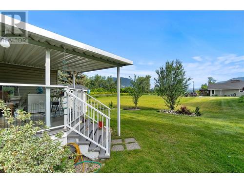 601 Beatty Avenue Nw Unit# 5, Salmon Arm, BC - Outdoor With Exterior