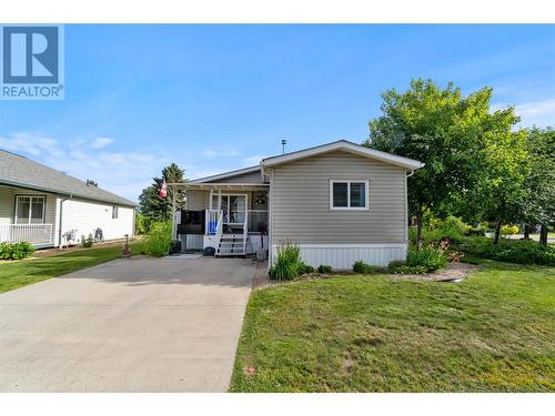 601 Beatty Avenue Nw Unit# 5, Salmon Arm, BC - Outdoor