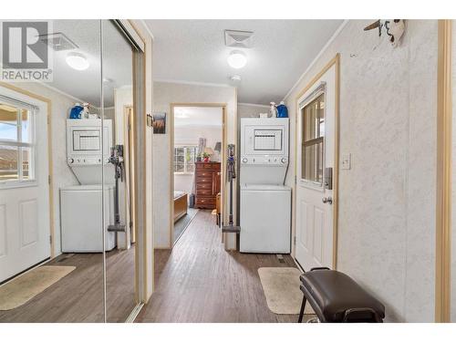 601 Beatty Avenue Nw Unit# 5, Salmon Arm, BC - Indoor Photo Showing Laundry Room