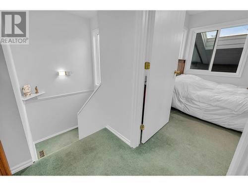 2125 Burtch Road Unit# 103, Kelowna, BC - Indoor Photo Showing Bedroom