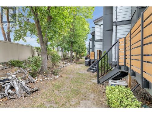 2125 Burtch Road Unit# 103, Kelowna, BC - Outdoor