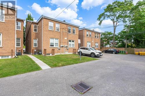 74-B Coxwell Avenue, Toronto (Greenwood-Coxwell), ON - Outdoor