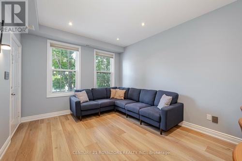 74-B Coxwell Avenue, Toronto (Greenwood-Coxwell), ON - Indoor Photo Showing Living Room