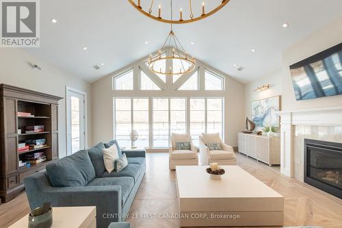 415 - 100 The Promenade, Central Elgin (Port Stanley), ON - Indoor Photo Showing Living Room With Fireplace