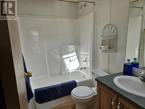 17 3001 N Mackenzie Avenue, Williams Lake, BC - Indoor Photo Showing Bathroom