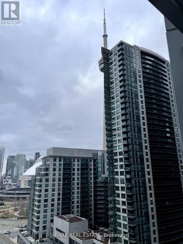 1311 - 10 York Street, Toronto (Waterfront Communities), ON - Outdoor With Facade