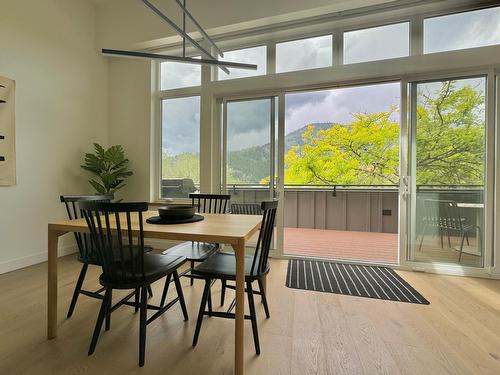 12 - 266 Baker Street, Nelson, BC - Indoor Photo Showing Dining Room