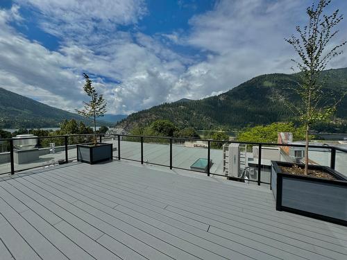 12 - 266 Baker Street, Nelson, BC - Outdoor With View