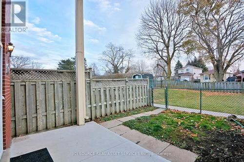 11 - 1010 Kipps Lane, London, ON - Outdoor