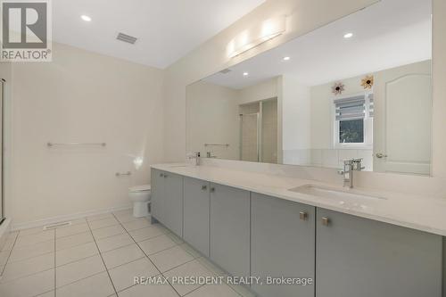 7704 Tupelo Crescent, Niagara Falls, ON - Indoor Photo Showing Bathroom