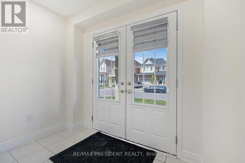 7704 Tupelo Crescent, Niagara Falls, ON - Indoor Photo Showing Other Room