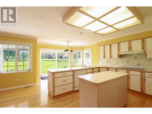 801 Comox Street Unit# 117, Penticton, BC - Indoor Photo Showing Kitchen