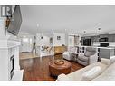 1503 Tanemura Crescent, Kelowna, BC  - Indoor Photo Showing Living Room 