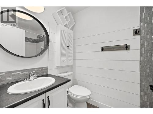 1503 Tanemura Crescent, Kelowna, BC - Indoor Photo Showing Bathroom