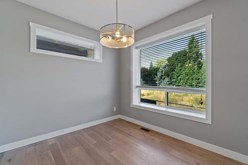 28-1791 10 Street, Salmon Arm, BC - Indoor Photo Showing Other Room