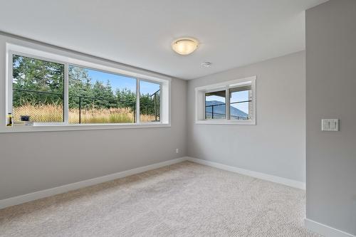 28-1791 10 Street, Salmon Arm, BC - Indoor Photo Showing Other Room