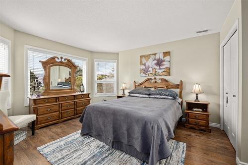 892 Stevenson Road, West Kelowna, BC - Indoor Photo Showing Bedroom