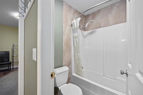 892 Stevenson Road, West Kelowna, BC - Indoor Photo Showing Bathroom