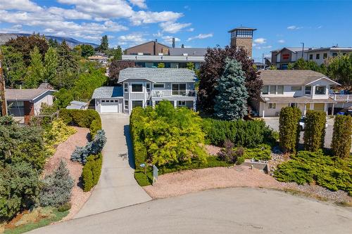 892 Stevenson Road, West Kelowna, BC - Outdoor With Facade