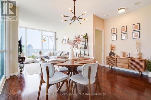 2202 - 220 Burnhamthorpe Road, Mississauga (City Centre), ON - Indoor Photo Showing Dining Room