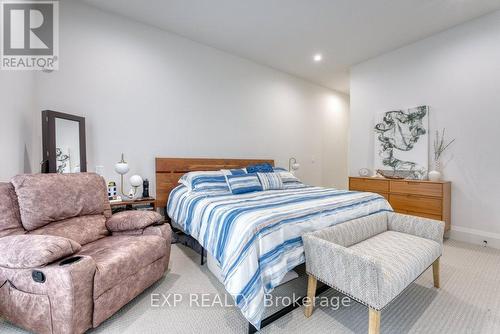 566 Lily Mac Boulevard, Windsor, ON - Indoor Photo Showing Bedroom