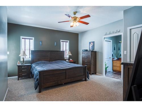 2222 Jenisa Road, Castlegar, BC - Indoor Photo Showing Bedroom