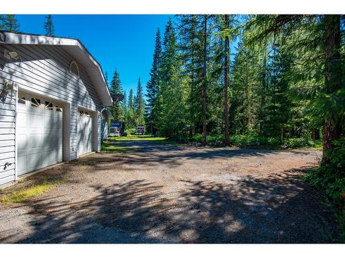 2222 Jenisa Road, Castlegar, BC - Outdoor