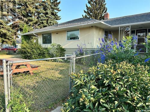 637 6Th Street, Humboldt, SK - Outdoor