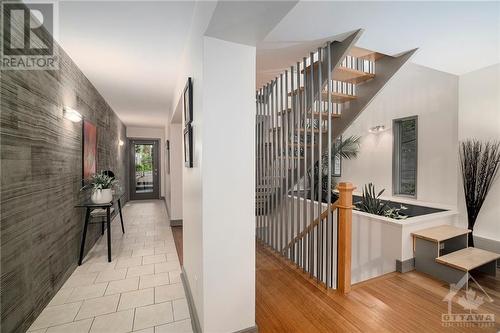 View to the front door - 474 Sunnyside Avenue, Ottawa, ON - Indoor Photo Showing Other Room