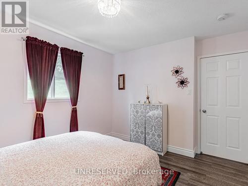 36 Engel Crescent, Barrie (Letitia Heights), ON - Indoor Photo Showing Bedroom