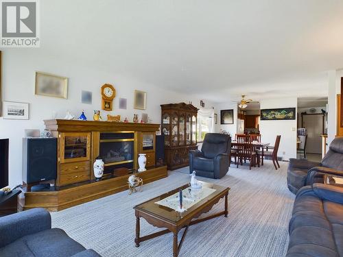 41 Bayview Crescent, Osoyoos, BC - Indoor Photo Showing Living Room With Fireplace