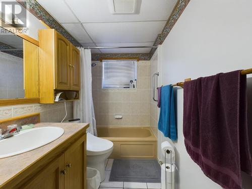 41 Bayview Crescent, Osoyoos, BC - Indoor Photo Showing Bathroom