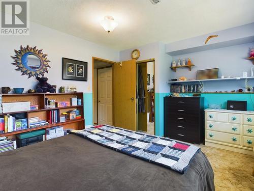 41 Bayview Crescent, Osoyoos, BC - Indoor Photo Showing Bedroom