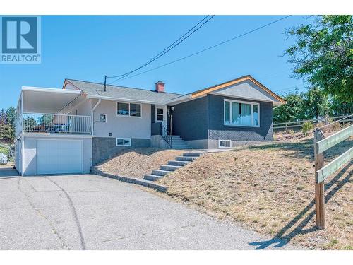 3990 Senger Road, Kelowna, BC - Outdoor