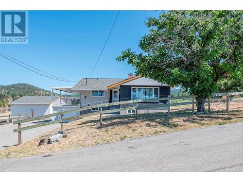 3990 Senger Road, Kelowna, BC - Outdoor