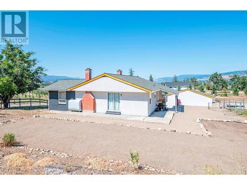 3990 Senger Road, Kelowna, BC - Outdoor