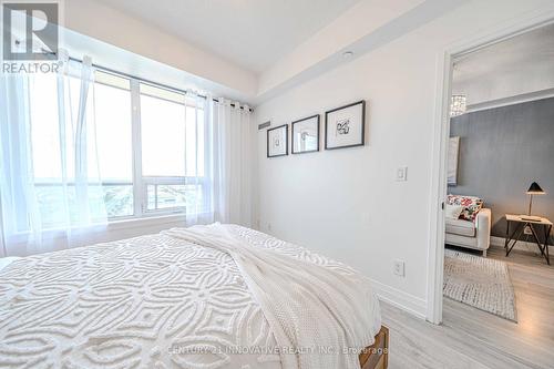 2210 - 3700 Hwy 7, Vaughan, ON - Indoor Photo Showing Bedroom