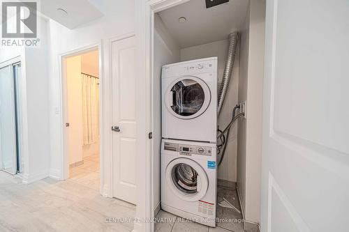 2210 - 3700 Hwy 7, Vaughan, ON - Indoor Photo Showing Laundry Room