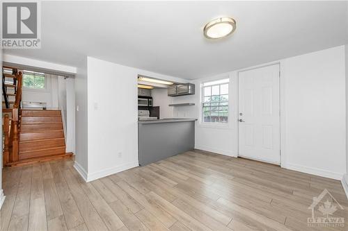 174 Columbus Avenue, Ottawa, ON - Indoor Photo Showing Other Room