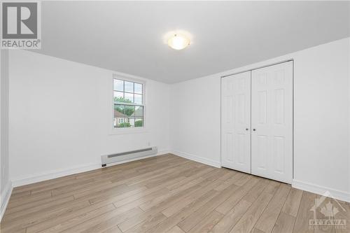 174 Columbus Avenue, Ottawa, ON - Indoor Photo Showing Other Room