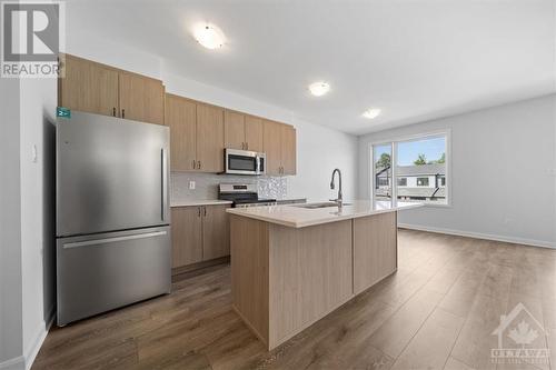 264 Elsie Macgill Walk, Ottawa, ON - Indoor Photo Showing Kitchen With Stainless Steel Kitchen