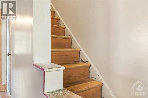 42 Montague Street, Smiths Falls, ON - Indoor Photo Showing Other Room