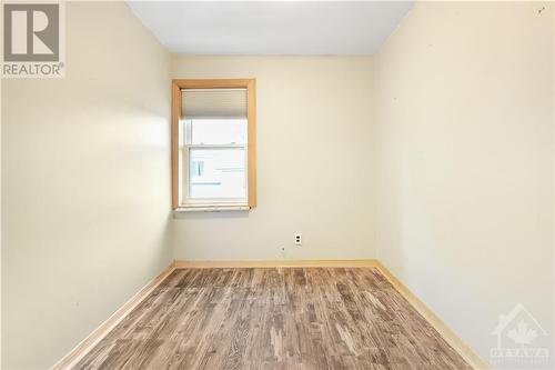 42 Montague Street, Smiths Falls, ON - Indoor Photo Showing Other Room