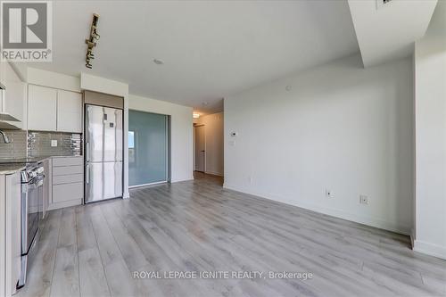 1106 - 120 Varna Drive Drive, Toronto (Englemount-Lawrence), ON - Indoor Photo Showing Kitchen